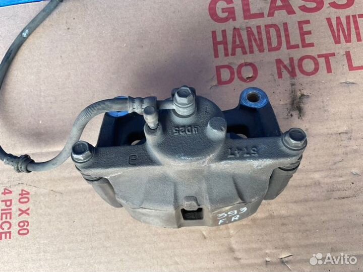 Суппорт передний правый Nissan Maxima A35 VQ35DE