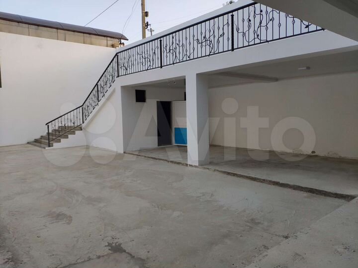 Дом 236 м² на участке 8,7 сот.