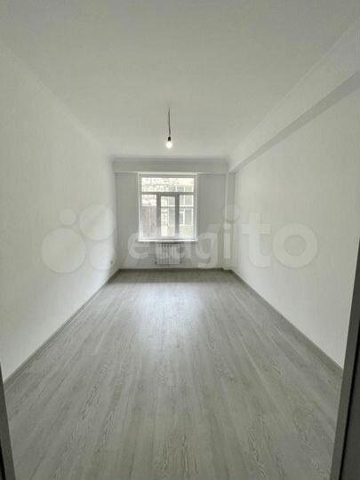 3-к. квартира, 80 м², 1/11 эт.