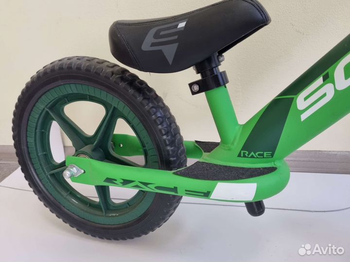 Беговел globber air