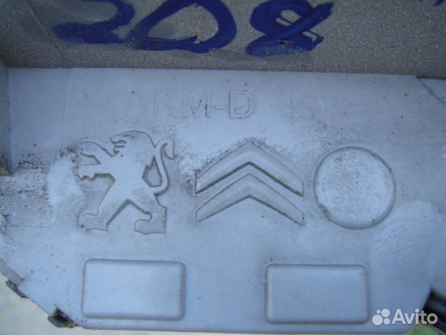 Пежо 308 Замок двери передней правой Peugeot 308