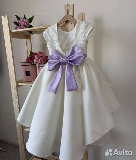 Платье праздничное