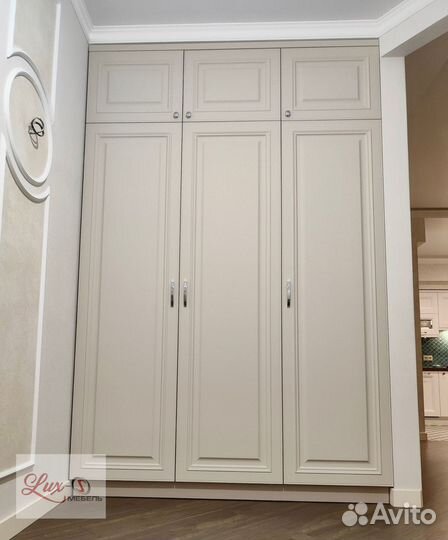 Распашные шкаф/шкафы купе