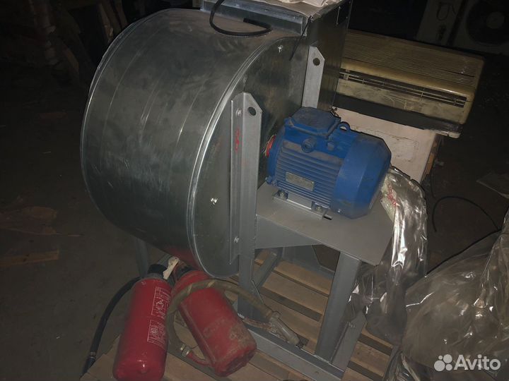 Вентилятор центробежный, вытяжной (улитка)