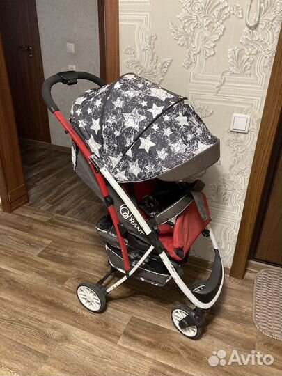 Прогулочная коляска