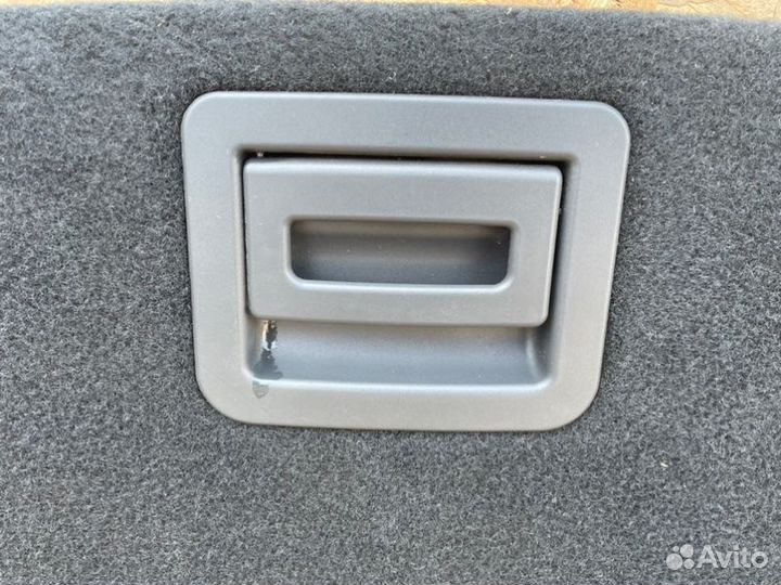 Пол багажника Volkswagen Touareg FL 3.6 2017