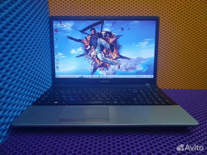 Игровой ноутбук Samsung i3 4ядра/8gb/SSD/2видео