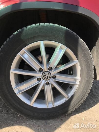 Колеса в сборе NokianHakka. 235/55r17 шип. зим