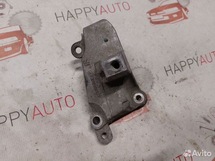 Кронштейн МКПП Renault Megane 3