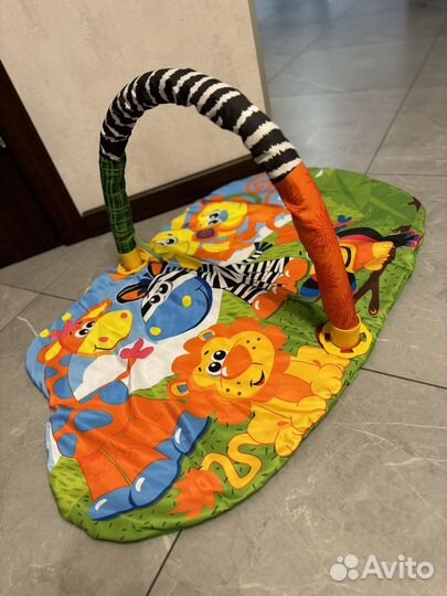 Развивающий коврик для новорожденных