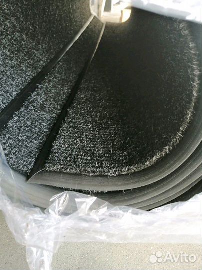 Ворсовые грязезащитные влаговпитывающие ковры