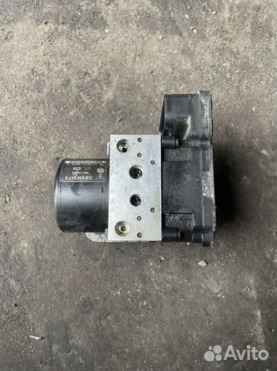 Блок ABS VW Touareg 7l