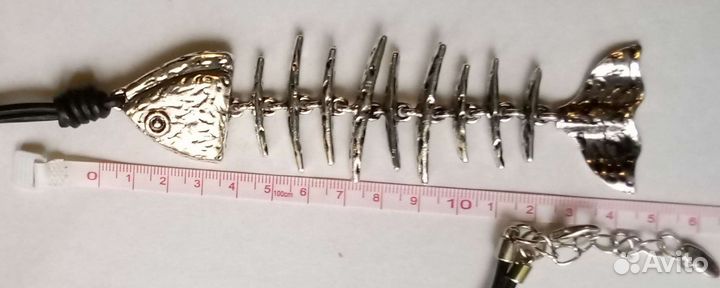 Колье на шнурке