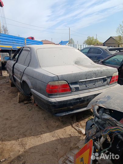 Авторазбор BMW E38