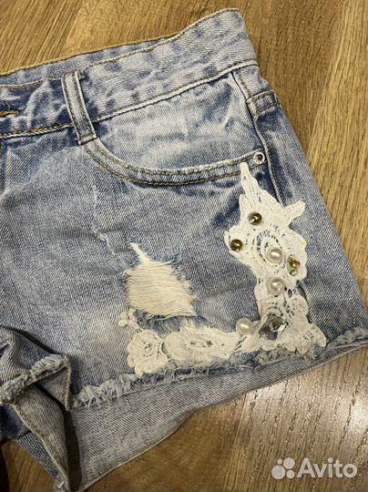 Шорты дизайнерские