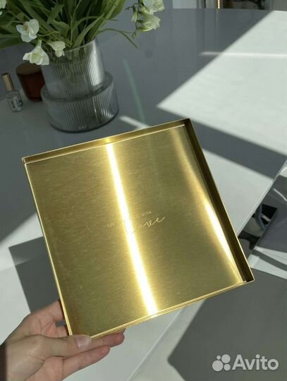 Золотые подносы