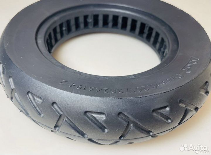 Покрышка литая 10/2.5 электросамоката Kugoo M4