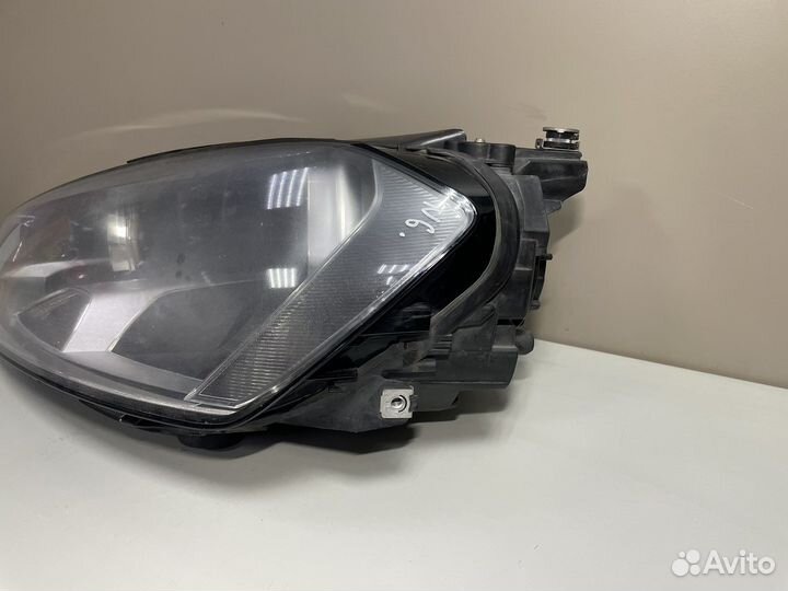 Фара левая Фольксваген Гольф 7