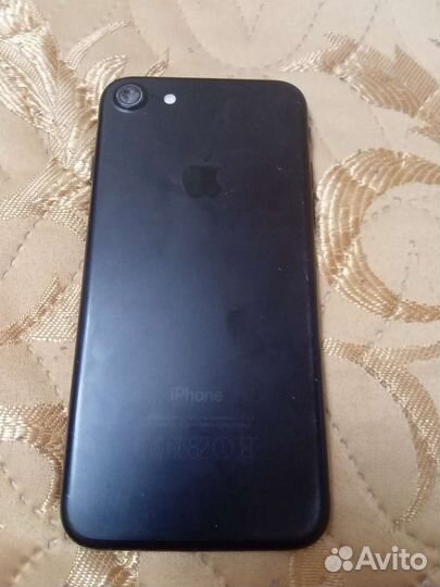 iPhone 7, 32 ГБ