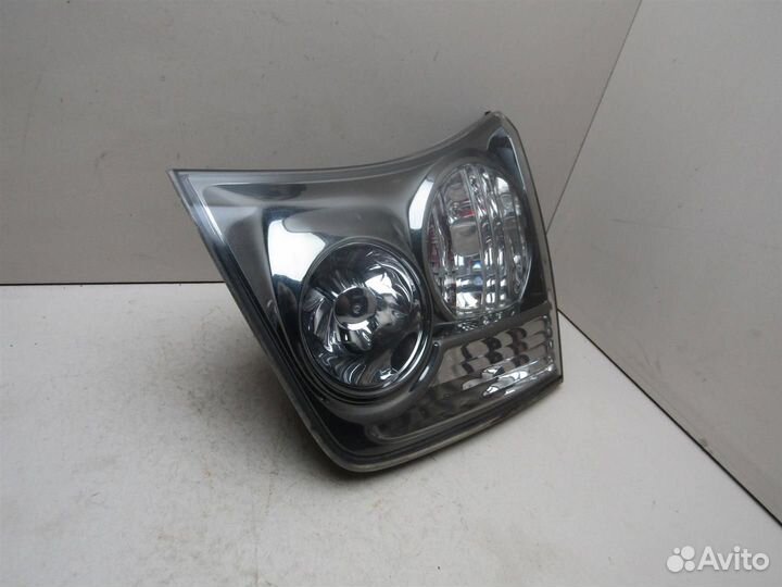 Фонарь задний внутренний правый Lexus RX 300\330\