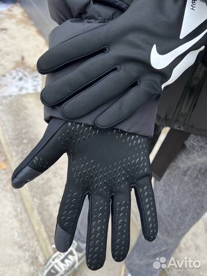 Перчатки Nike Academy HyperWarm Drill M,L