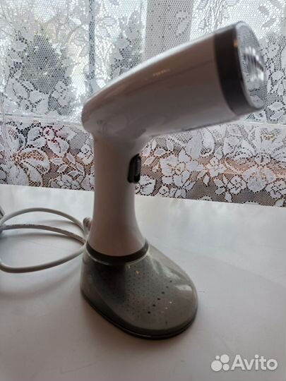 Ручной вертикальный отпариватель Skarlett новый