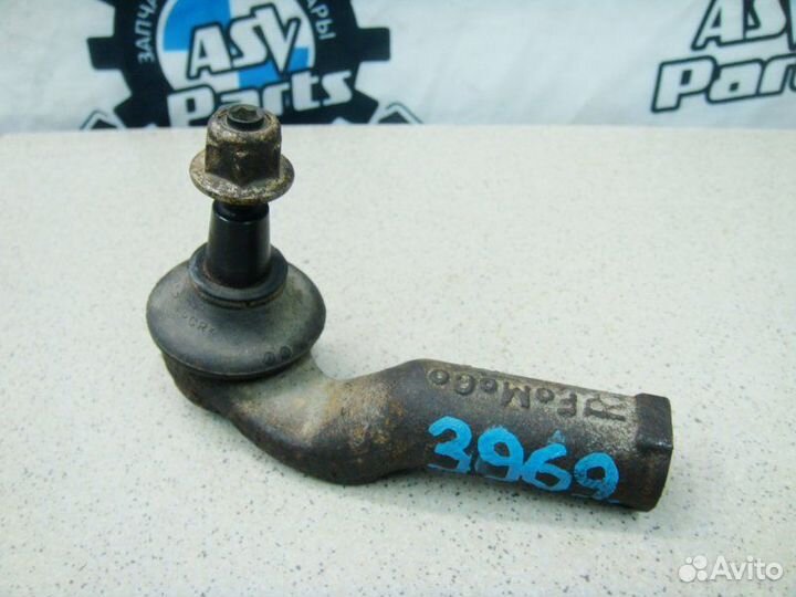 Рулевой наконечник правый Ford Focus 3