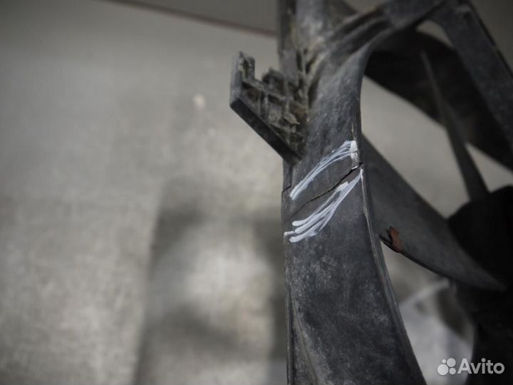 Диффузор радиатора (вентилятор) V1,8 (JL4G18) Geel