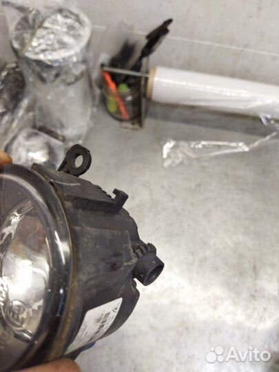 Фара противотуманная Ford Focus 3 хетчбэк 1.6 125