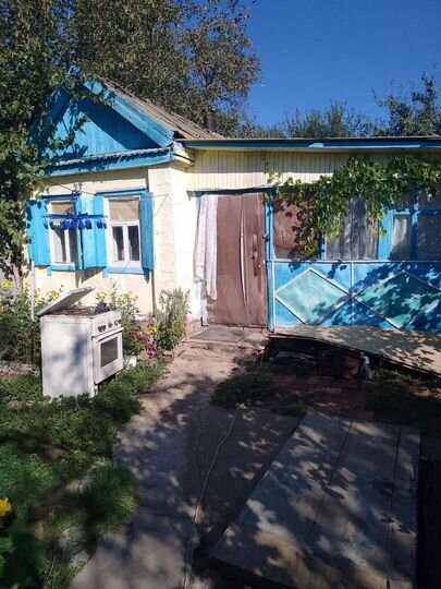 Дом 28 м² на участке 4 сот.