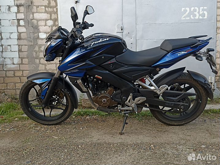 Bajaj Pulsar ns200
