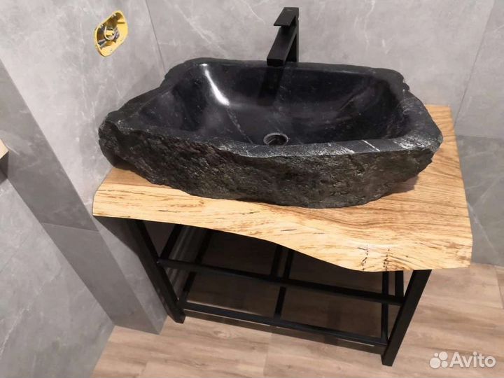 Раковина из камня