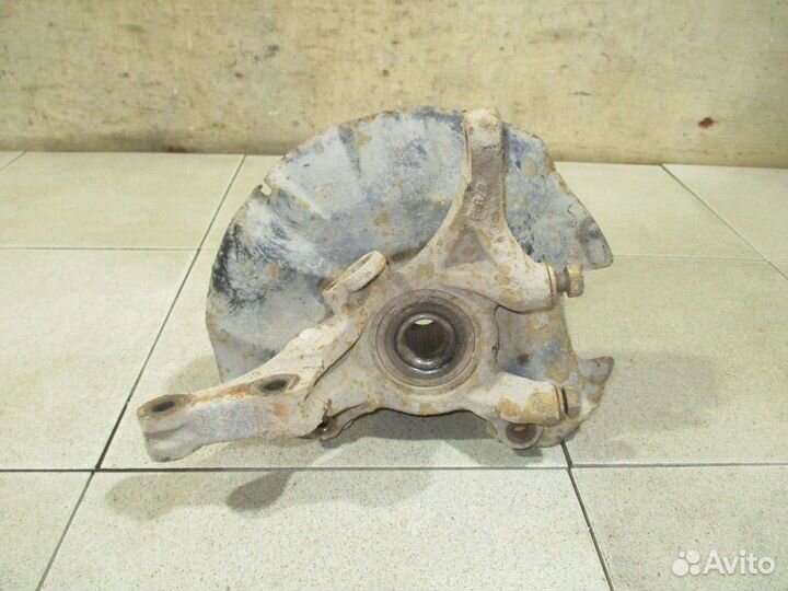 Кулак поворотный передний правый Kia RIO 2 (JB)