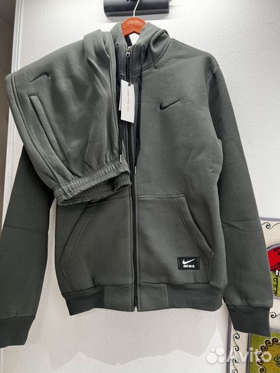 Спортивный костюм мужской на флисе