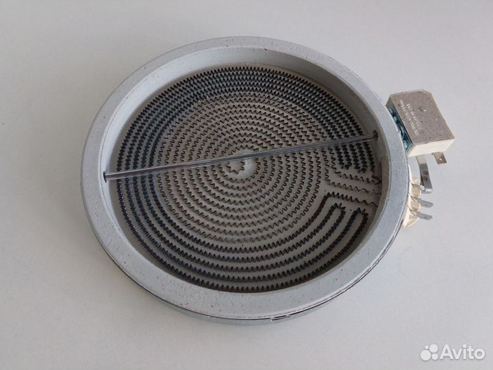 Конфорка с расширением для плиты Haier 0530013925