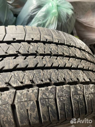 Bridgestone Dueler H/T 684II 275/60 R20