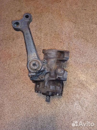 Рулевой редуктор на Mercedes-Benz Е- Класс W124