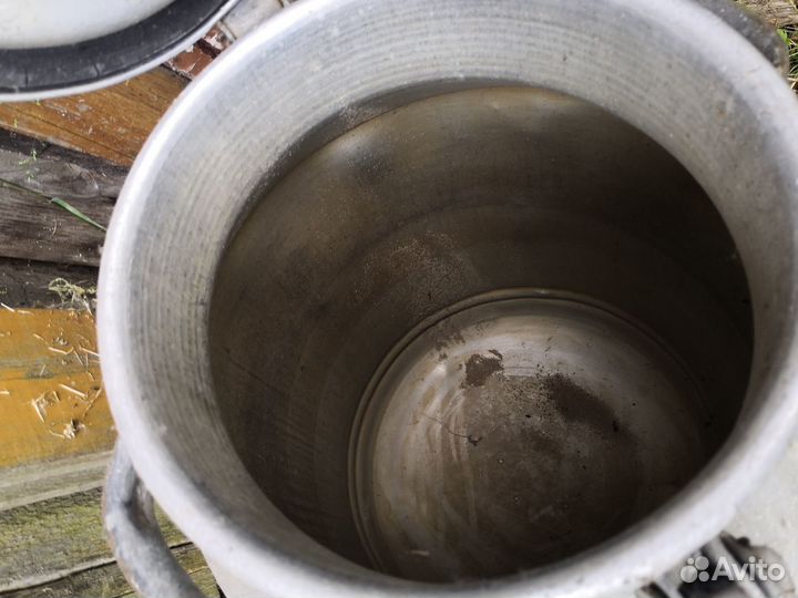 Продам бидон 40л