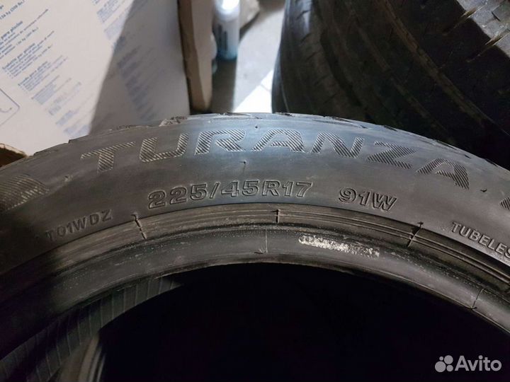 Bridgestone Turanza T001 225/45 R17 91