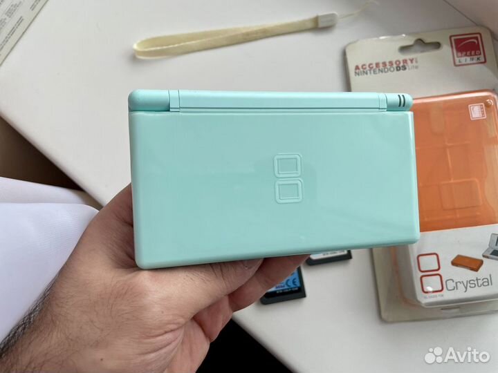 Nintendo DS Lite (комплект)