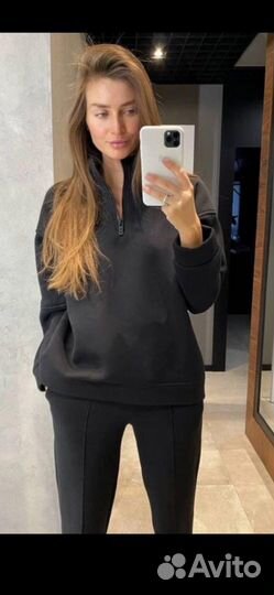 Спортивный костюм женский