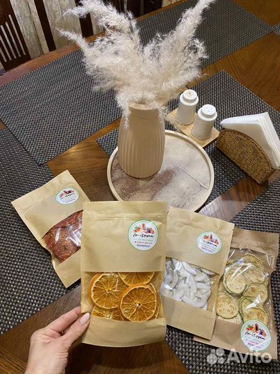 Фруктовые чипсы, пастила, подарочный набор