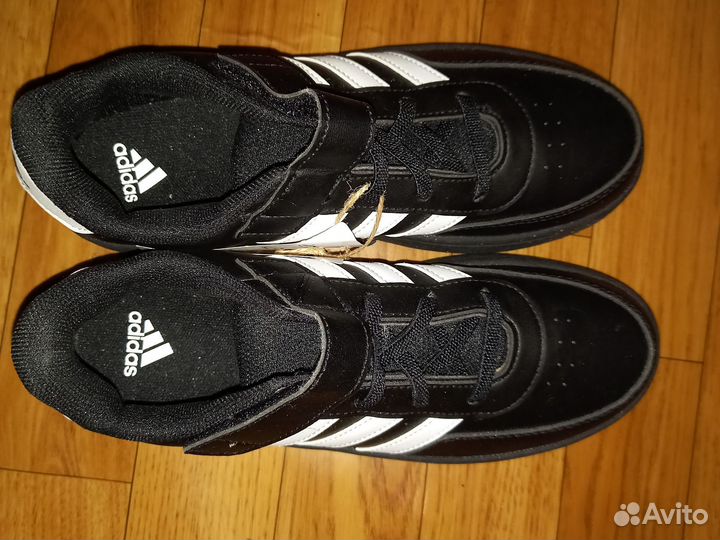 Кроссовки Adidas Breaknet