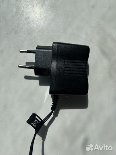 Блок питания для гитарных педалей