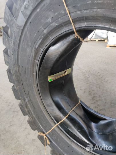 Шинокомплект 17.5-25 для погрузчика 28PR