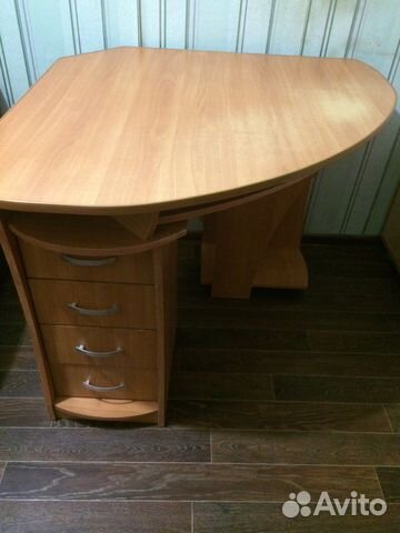 Комьютерный стол