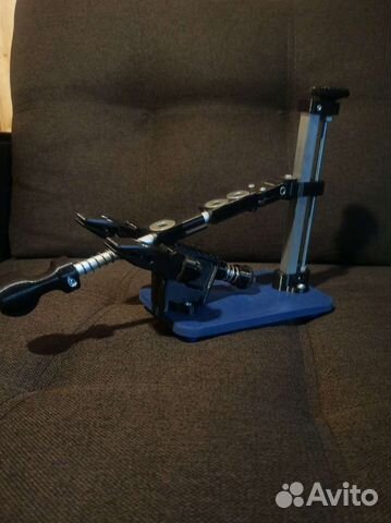 Заточное устройство с поворотным механизмом