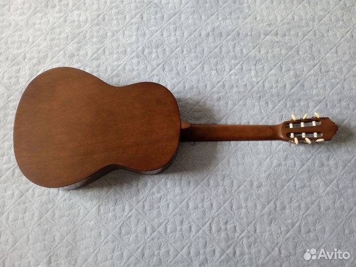 Классическая гитара Yamaha C40