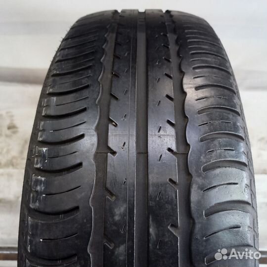 Goodyear Eagle NCT5 215/65 R16 98H