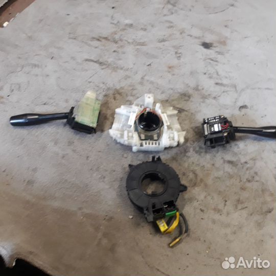 Под рулевой переключатель Мицубиси Лансер 9